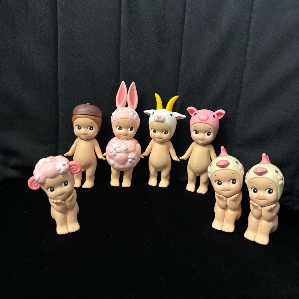 Authentic Sonny Angel Series Bundle - Picture 1 of 10
